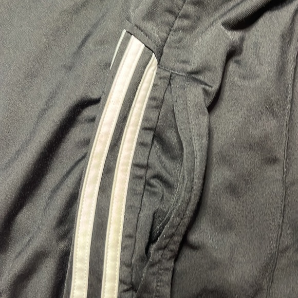 Men’s adidas athletic pants with draw string and pockets, size L, EUC - Picture 5 of 7